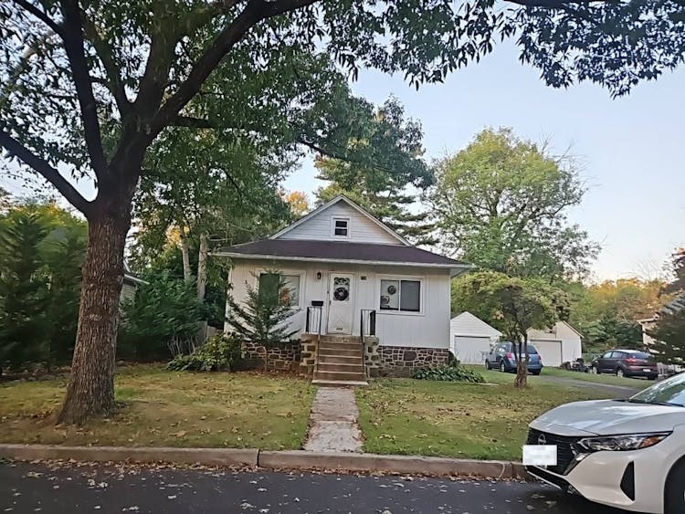 224 South Garfield Avenue Township of Moorestown, NJ 08057, Burlington County