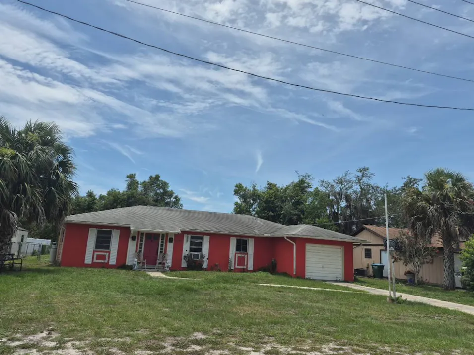 1047 Santa Clara Dr Deltona, FL 32738, Volusia County