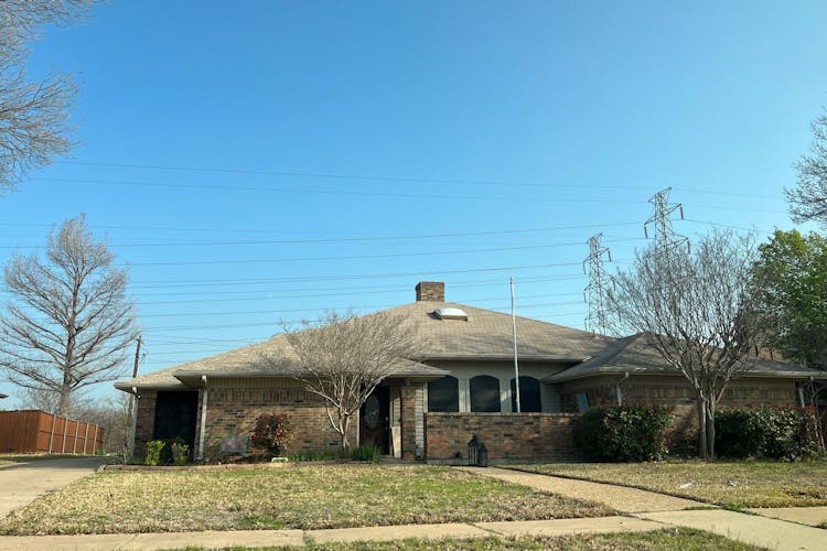 2111 Hunters Ridge Carrollton Carrollton, TX 75006, Dallas County