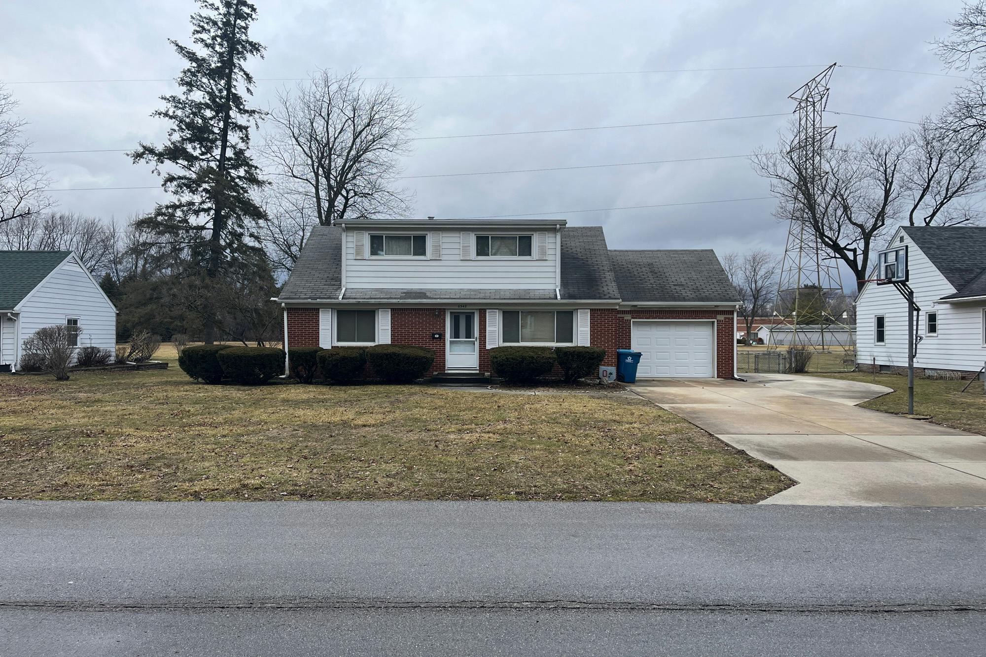 Country Pl, Sylvania, OH 43560