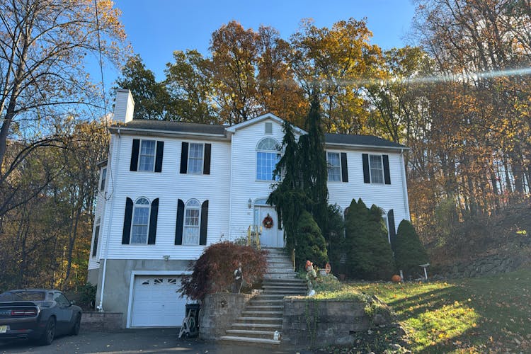 102 Garside Avenue Township of Wayne, NJ 07470, Passaic County