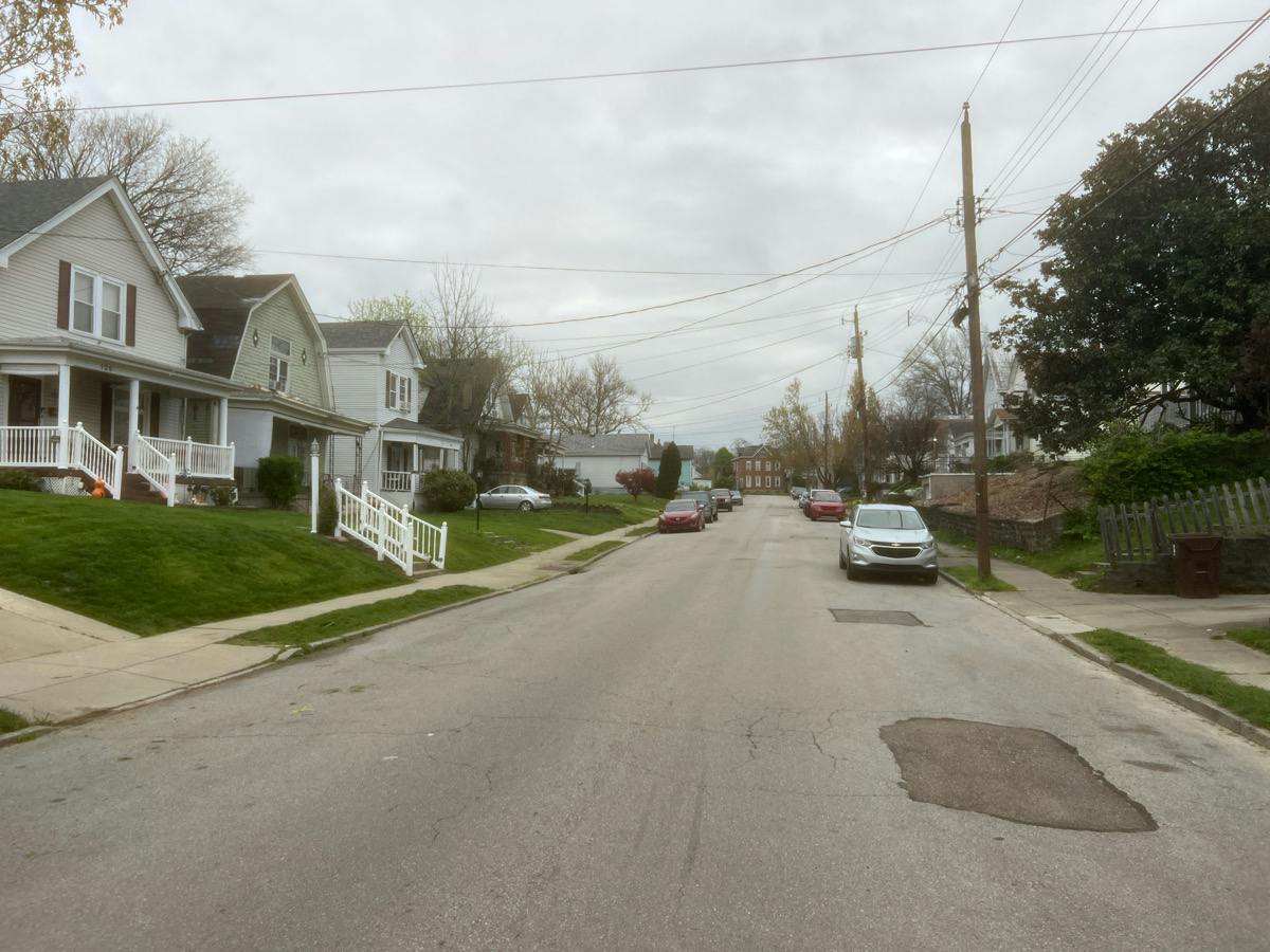 41st St, Covington, KY 41015