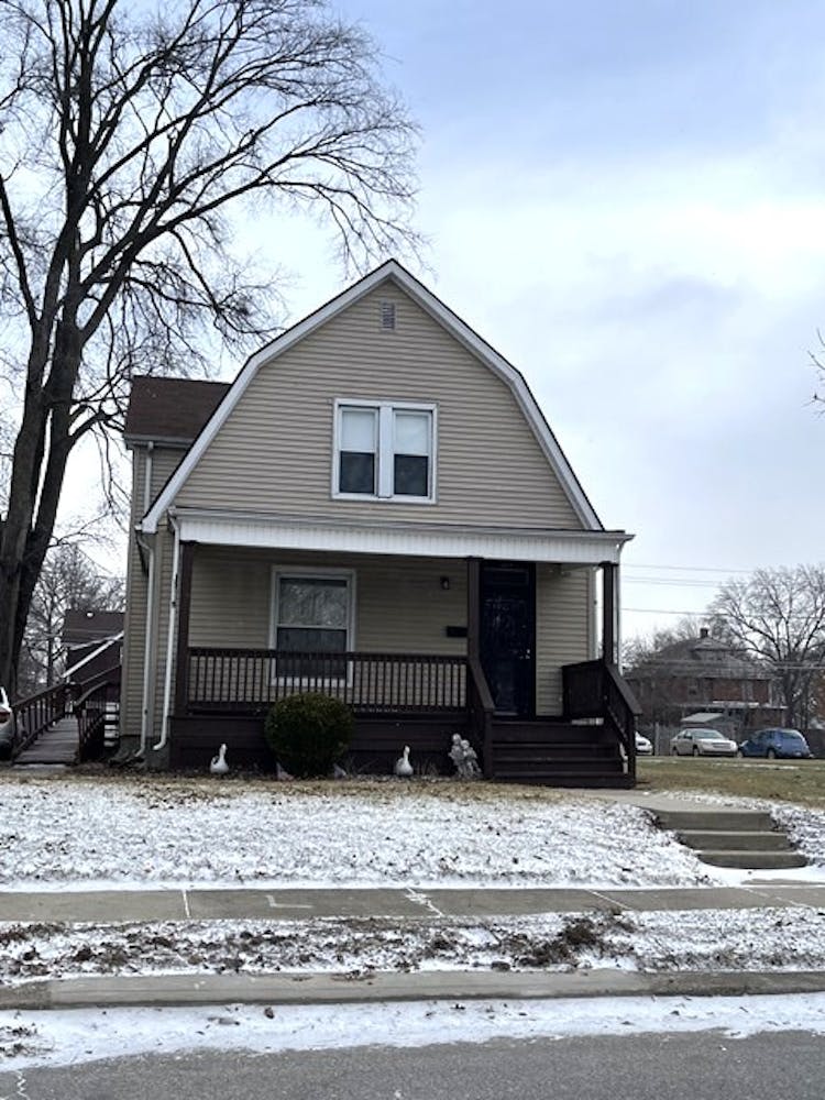 2717 Oliver St Fort Wayne, IN 46806, Allen County