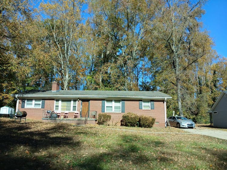 106 Wingate Rd Greenville, SC 29605, Greenville County