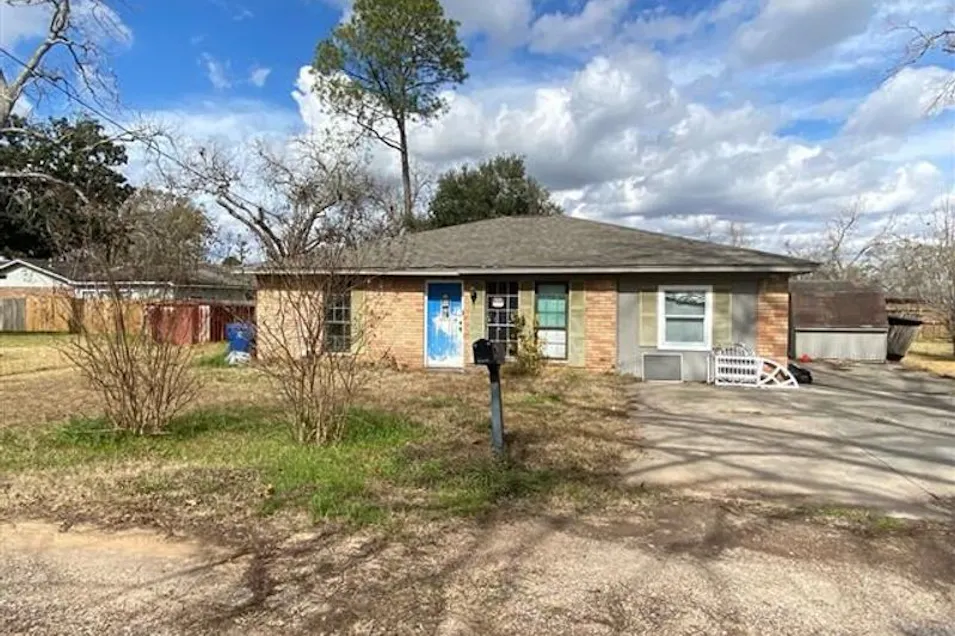 1 Linda Ln West Columbia, TX 77486, Brazoria County