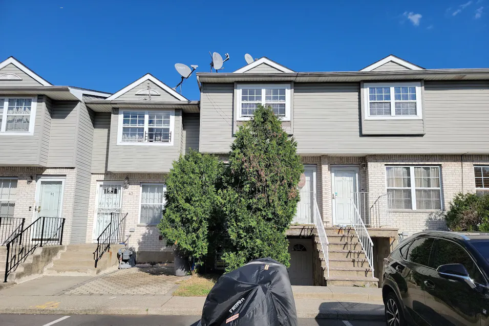 45 Studio Lane Staten Island, NY 10304, Richmond County