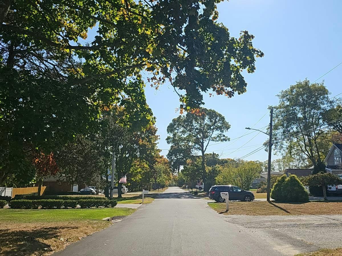 Lincoln Blvd, East Moriches, NY 11940