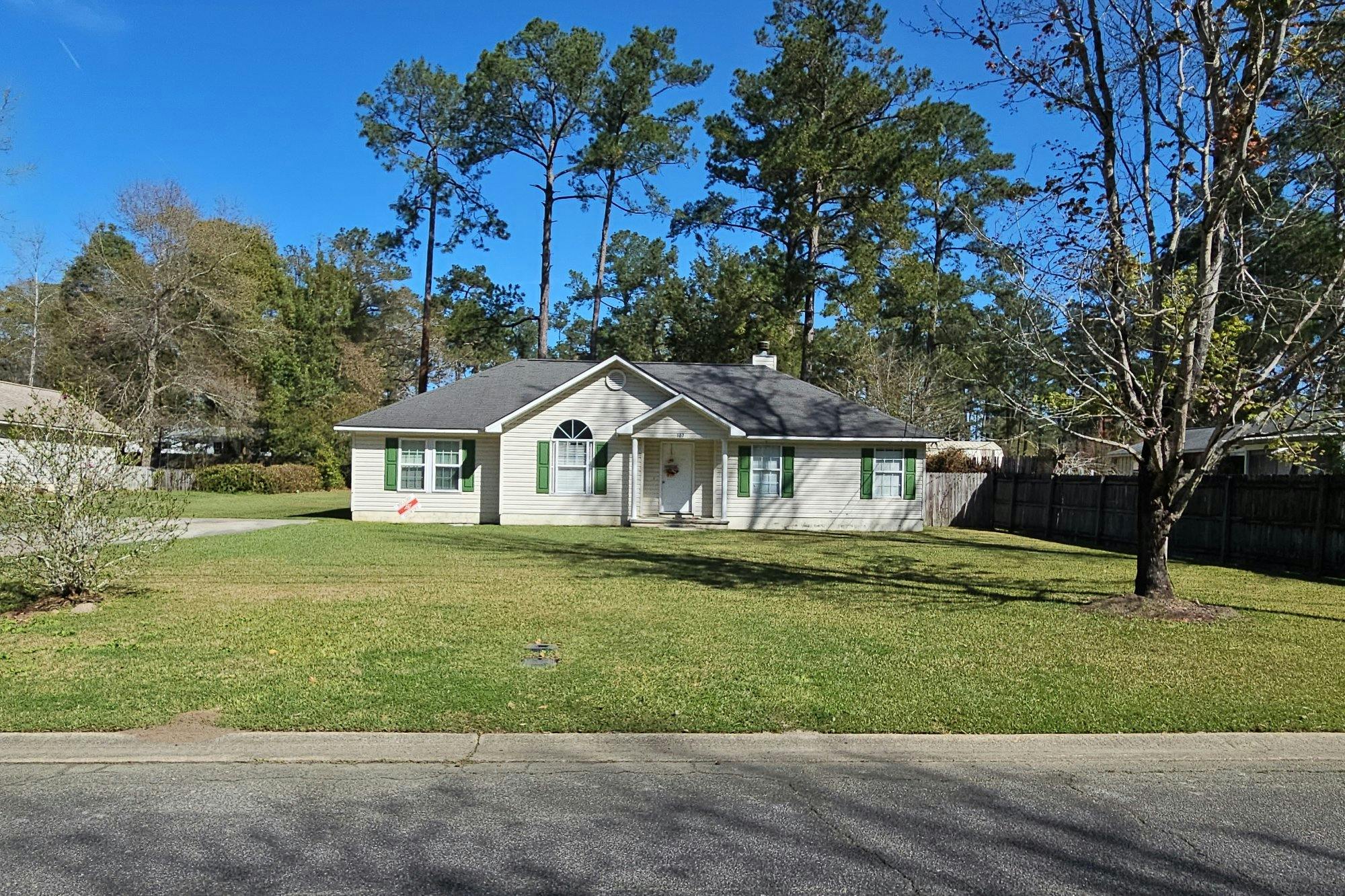 Eagles Landing Dr, Thomasville, GA 31792