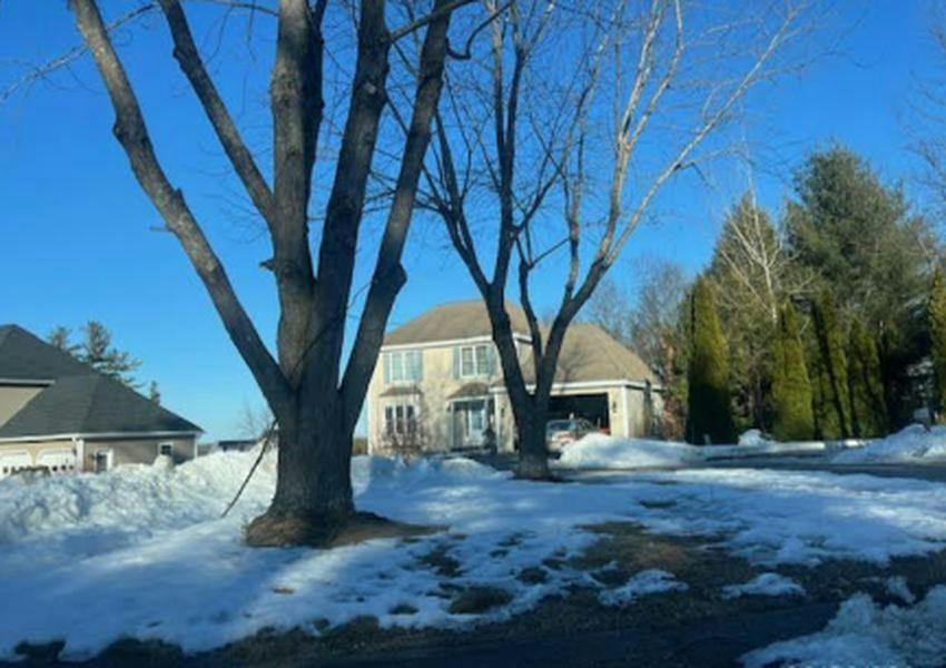 Walden Ct, Leominster, MA 01453