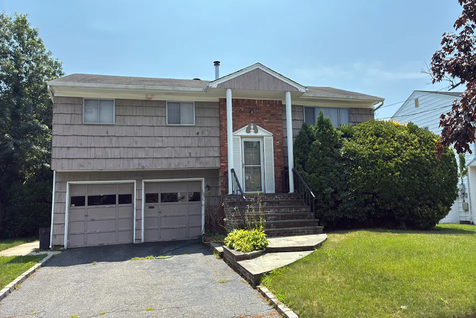 2118 Illona Ln Merrick, NY 11566, Nassau County