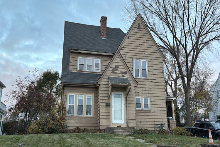 38 Newell Avenue Southbridge, MA 01550, Worcester County