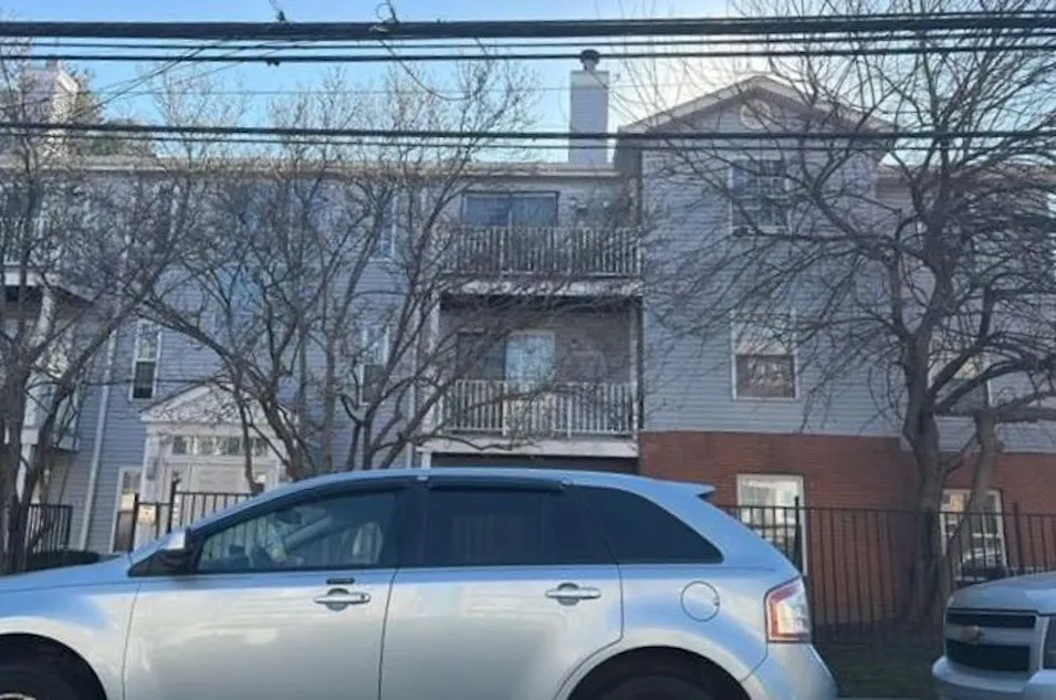 771 Summer Ave Newark, NJ 07104, Essex County