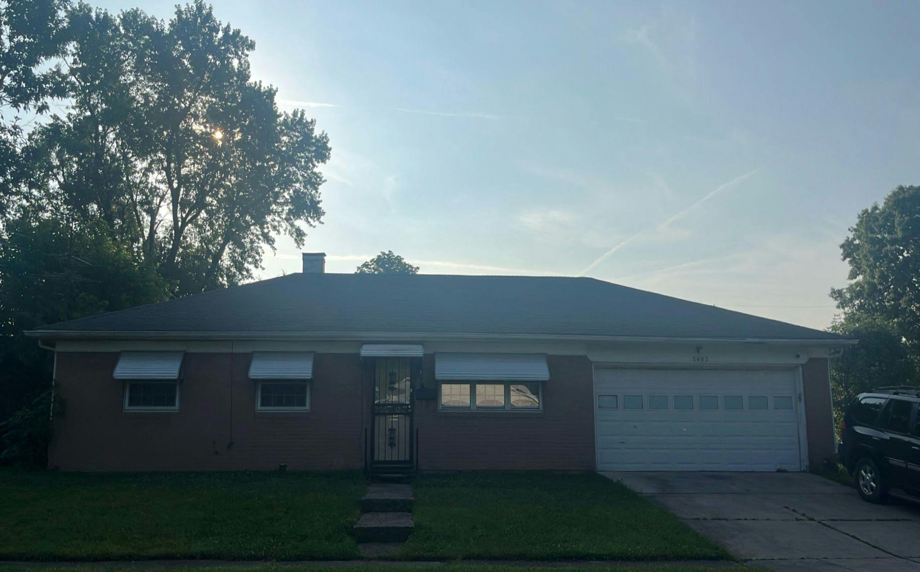 Hartman Dr, Indianapolis, IN 46226