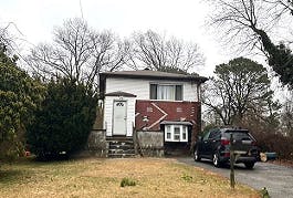 Ocean Ave, Bohemia, NY 11716