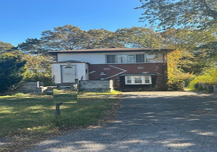 1181 Ocean Avenue Bay Shore, NY 11706, Suffolk County