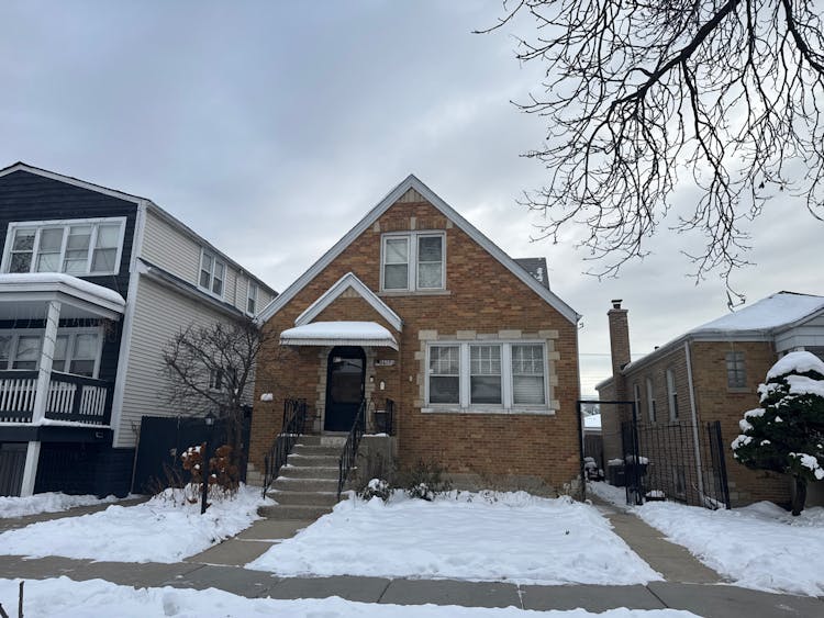2617 N. McVicker Ave. Chicago, IL 60639, Cook County
