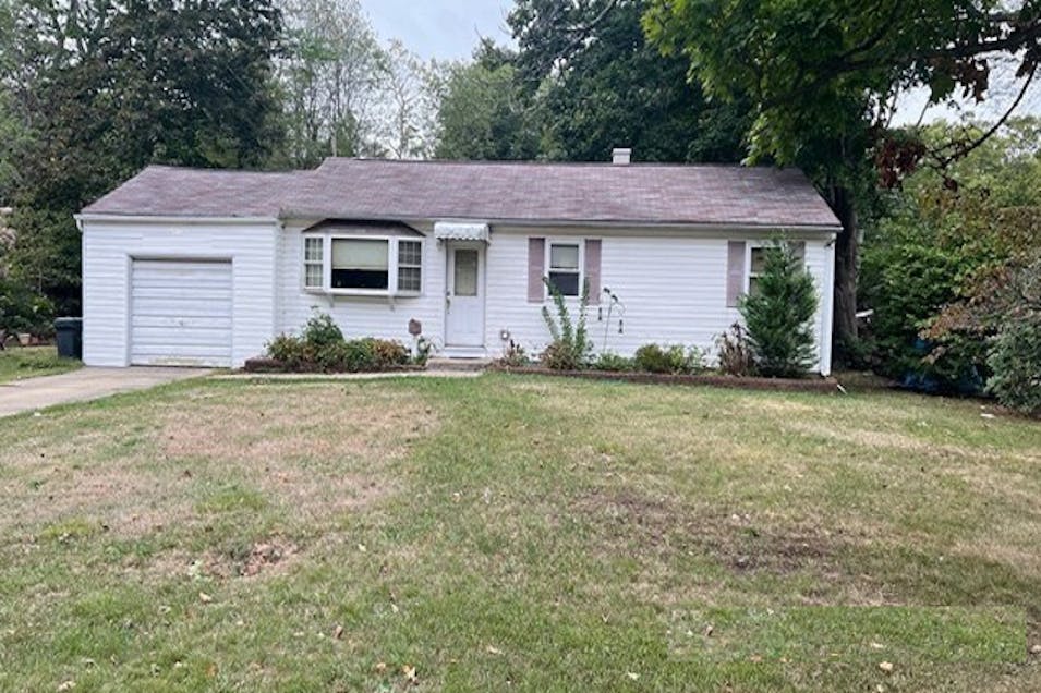 1119 Nugent Avenue Bay Shore, NY 11706, Suffolk County