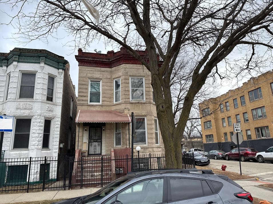 3900 W. Fillmore Street Chicago, IL 60624, Cook County