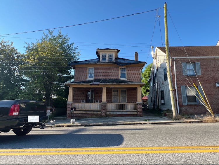 13 East King Street Abbottstown, PA 17301, Adams County