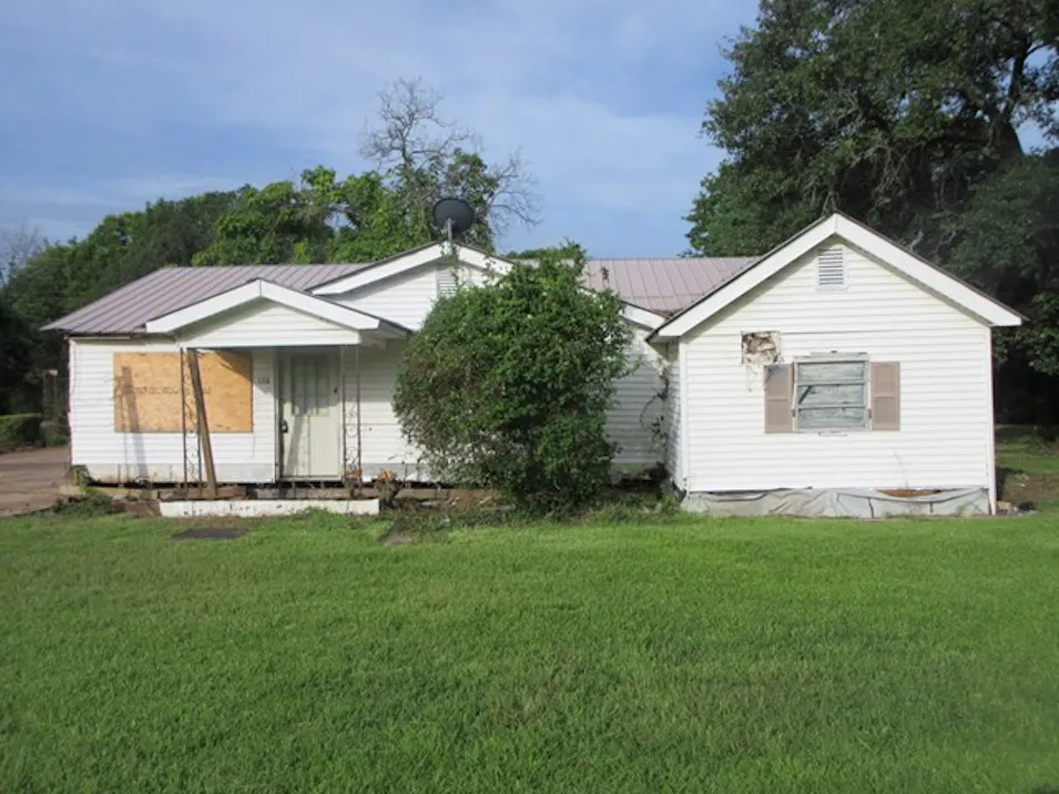 124 Sibley St Oil City, LA 71061, Caddo County