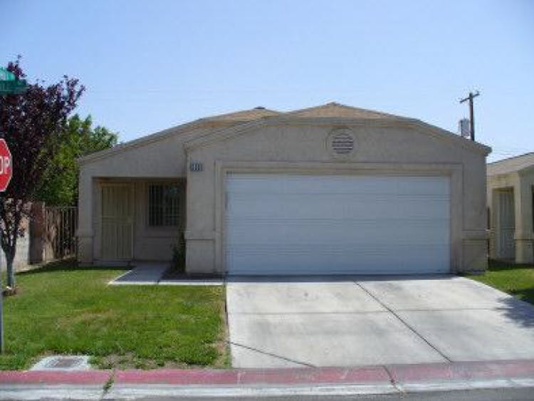 2301 Shady Hill Ave Las Vegas, NV 89106, Clark County