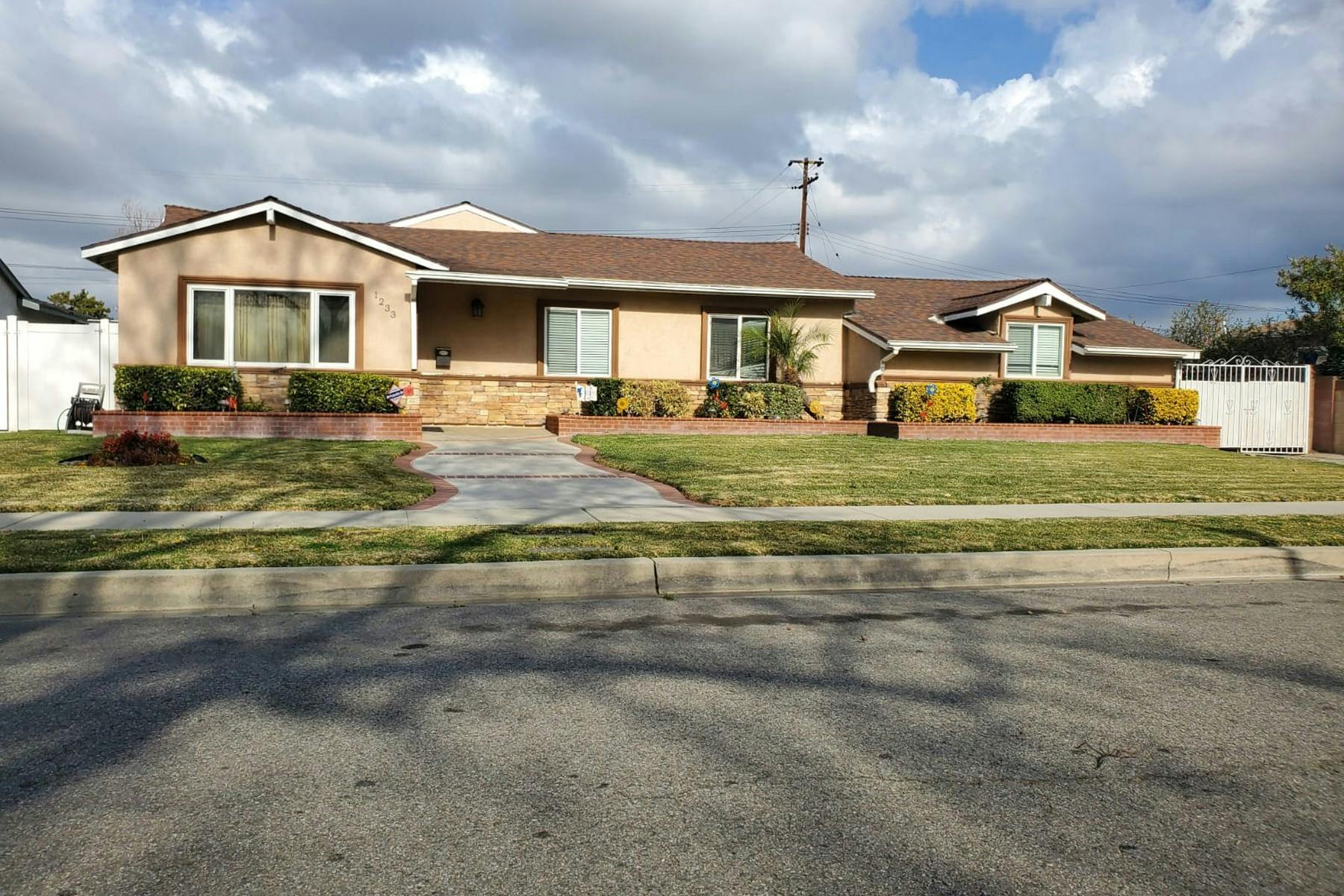 Randall Way, West Covina, CA 91790