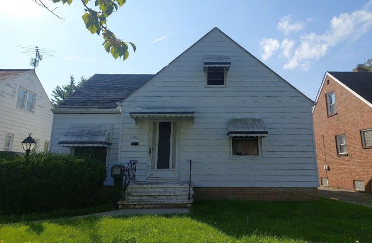 13821 Liberty Ave Cleveland, OH 44135, Cuyahoga County