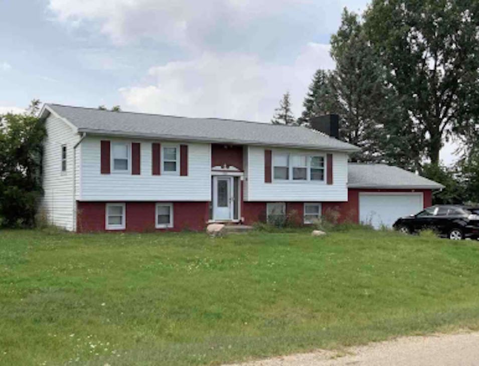 4836 Charolais Drive Waterloo, IA 50701, Black Hawk County
