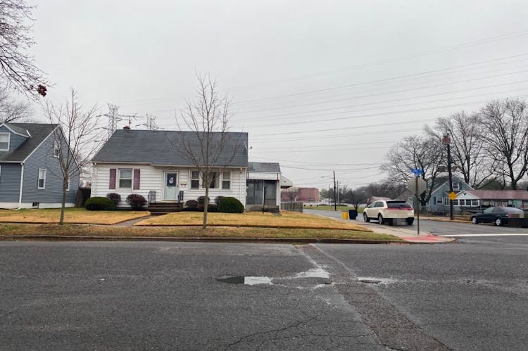 322 Lake Avenue Hamilton Township, NJ 08610, Mercer County