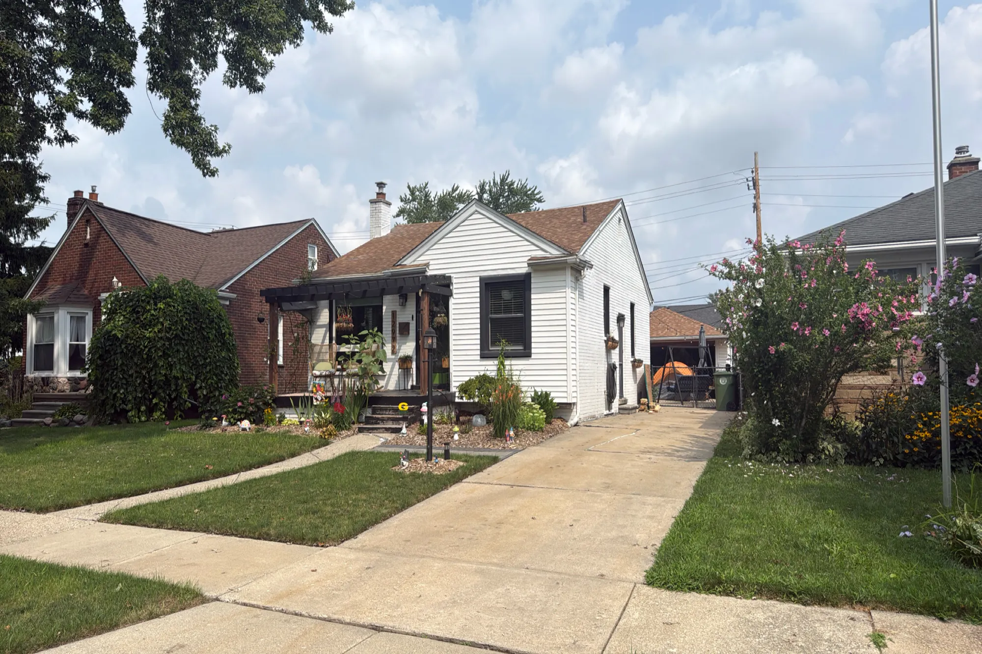 Ward St, Southgate, MI 48195 #1
