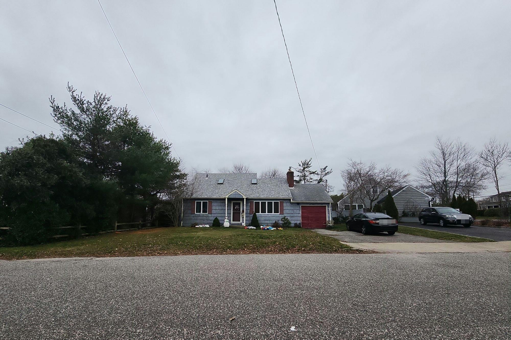 Johnson Ln, Bay Shore, NY 11706 #1