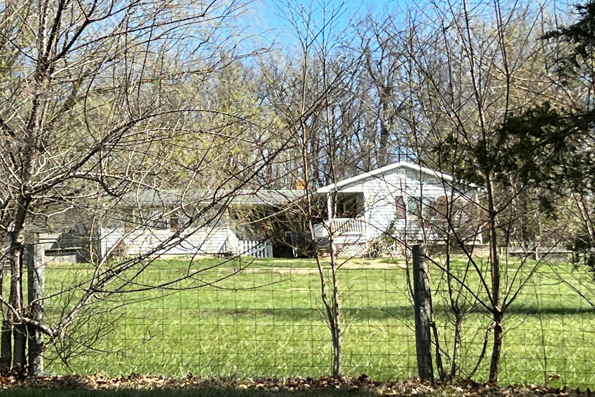 28 Grandview Ln, Verona, VA, 24482, USA