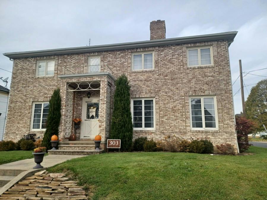 Broad St, Louisville, OH 44641 #1