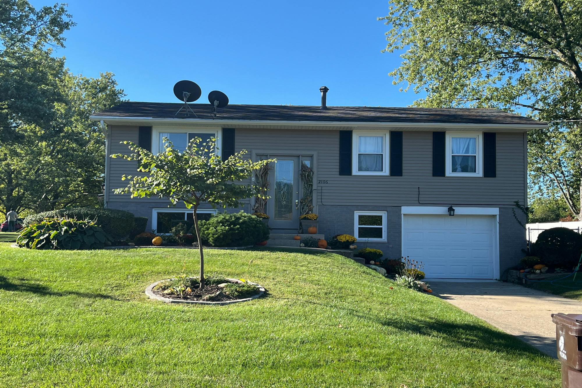 2106 W Winnebago Dr, Peoria, IL, 61614, USA