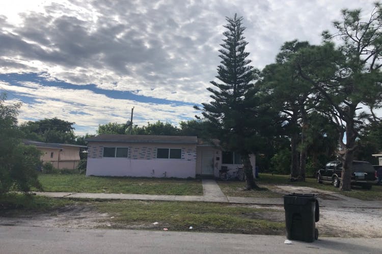 2540 SW 5th St Fort Lauderdale, FL 33312, Broward County