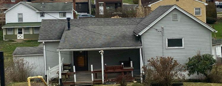 Wylie Ave, Jeannette, PA 15644