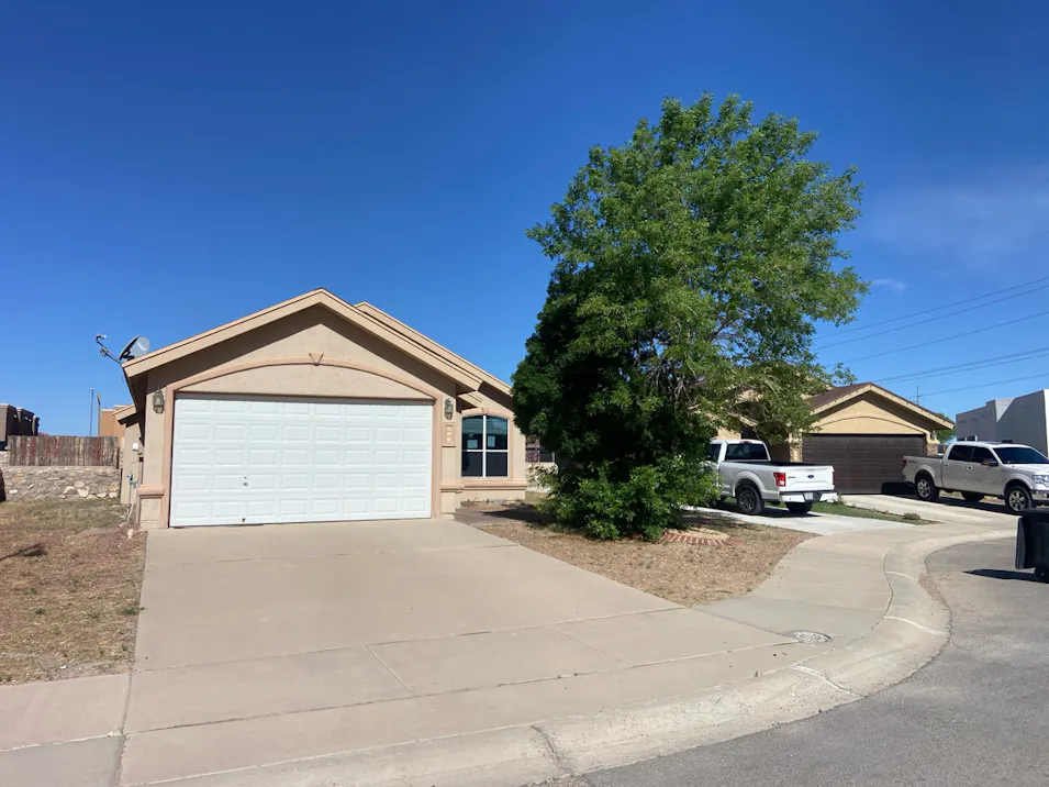 813 Desert Moon Drive Horizon City, TX 79928, El Paso County