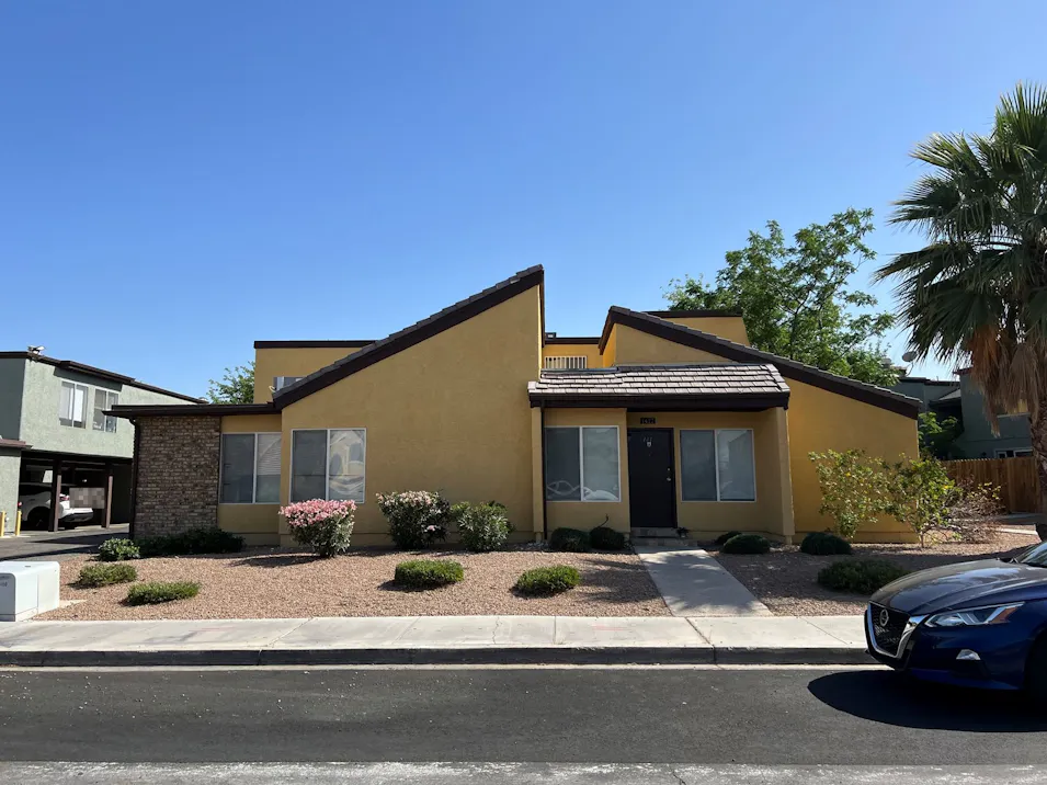 1417 Hialeah Dr Apt B Las Vegas, NV 89119, Clark County