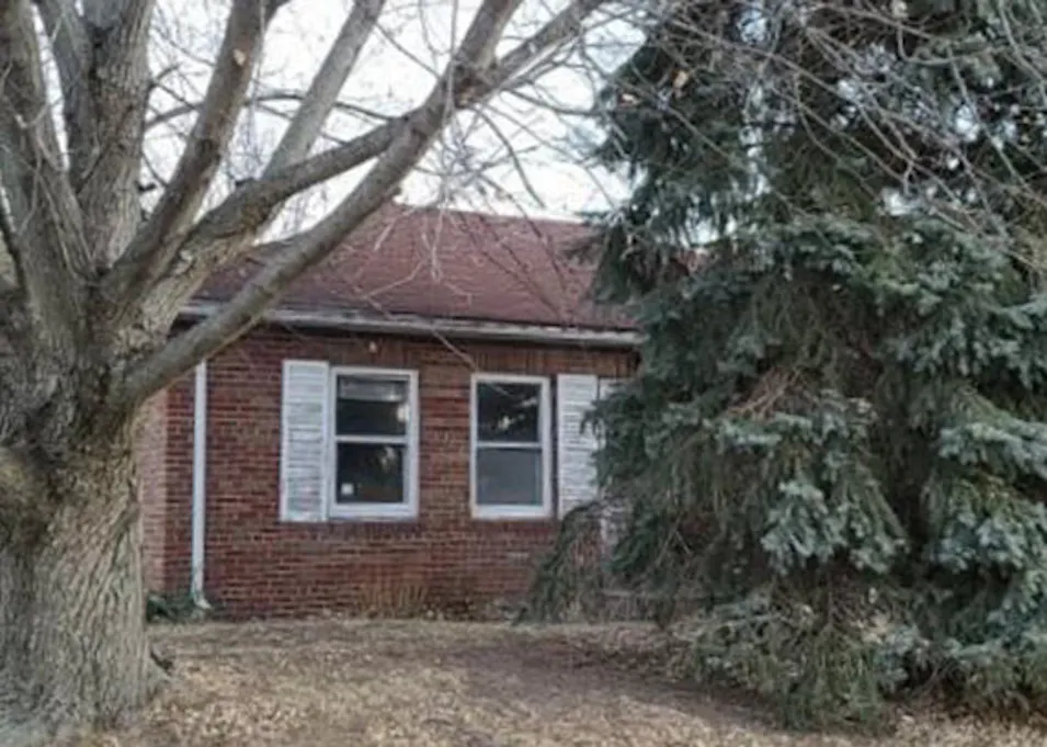 4401 23rd Ave Rock Island, IL 61201, Rock Island County