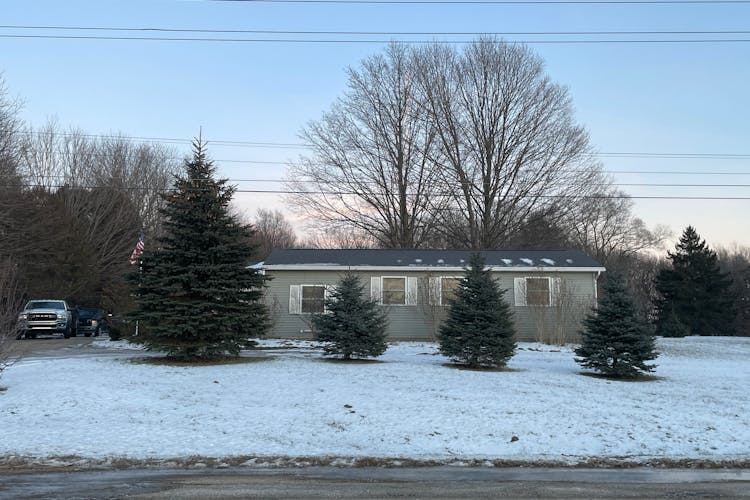 9130 17 Mile Rd Marshall, MI 49068, Calhoun County