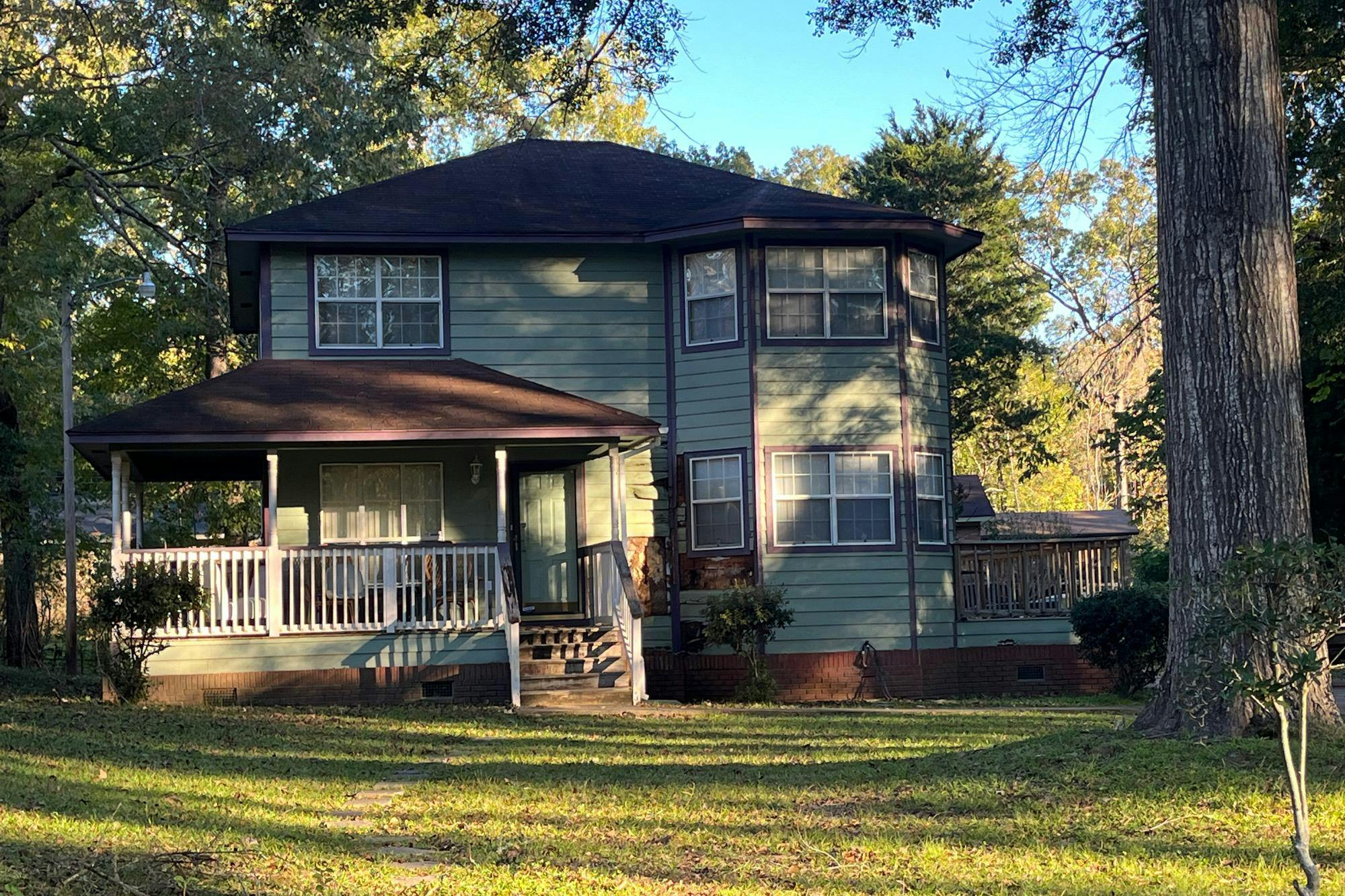 Beverly Dr, Natchez, MS 39120