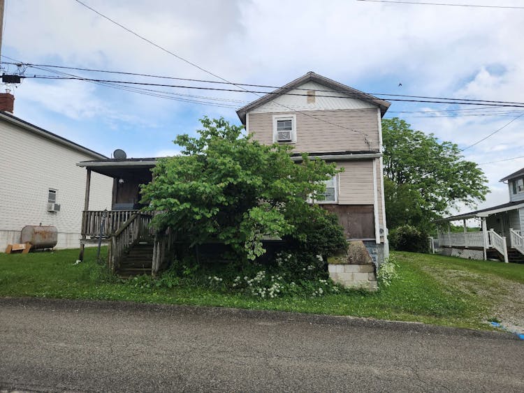 345 Price St Bovard, PA 15619, Westmoreland County