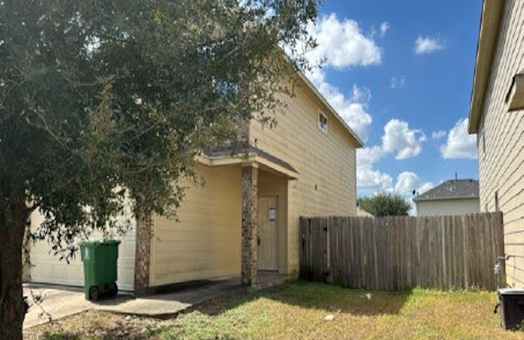 10731 Prillerman Trails Dr Houston, TX 77016, Harris County