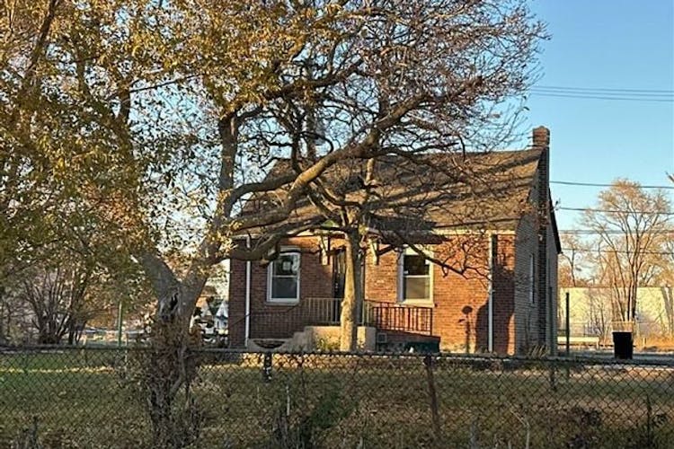 128 West 115th Street Chicago, IL 60628, Cook County