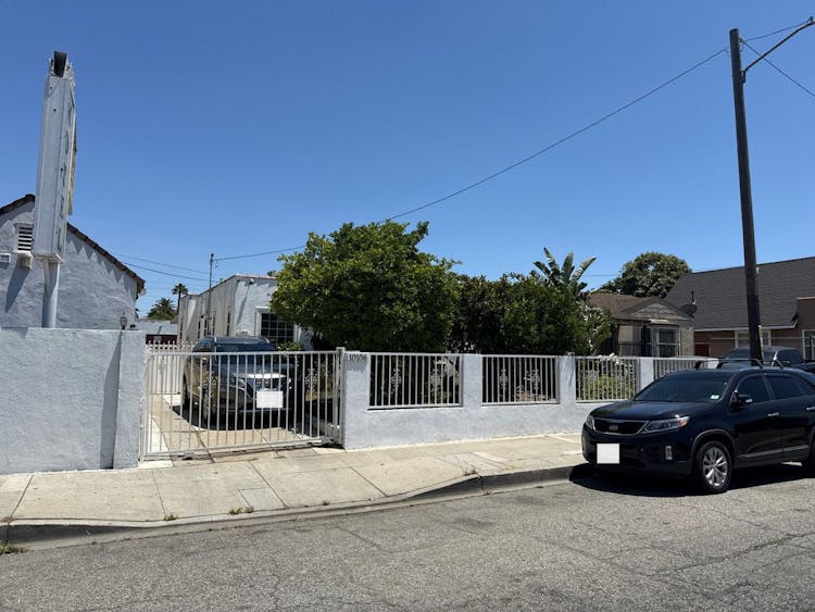 10106 South Inglewood Avenue Inglewood Area, CA 90304, Los Angeles County