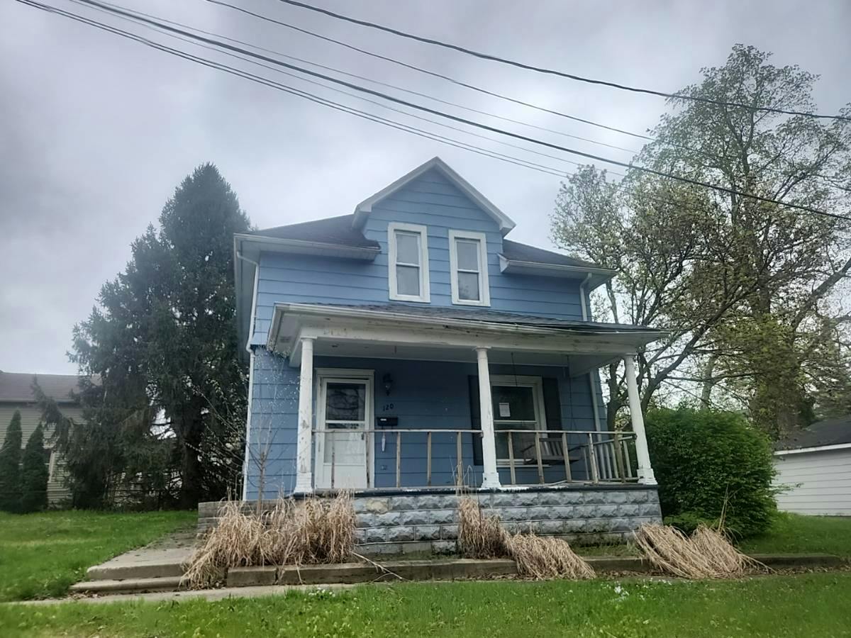 Louisa St, Plymouth, IN 46563