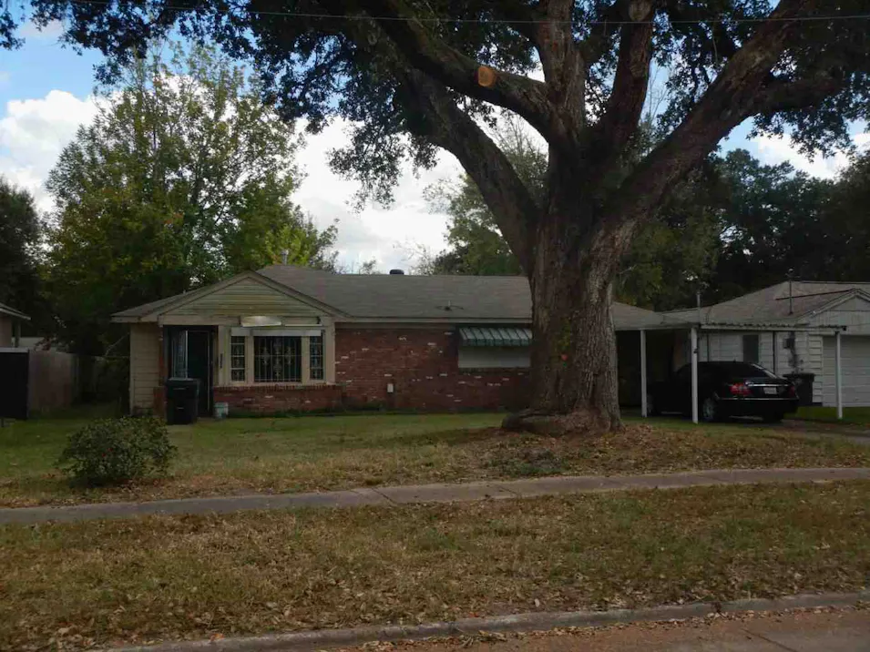 2525 Aster St Lake Charles, LA 70601, Calcasieu County