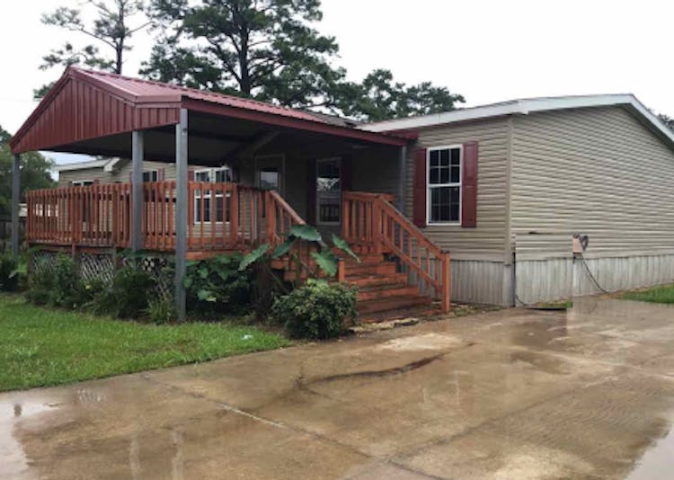 222 W Claiborne Street Saint Martinville, LA 70582, St. Martin County