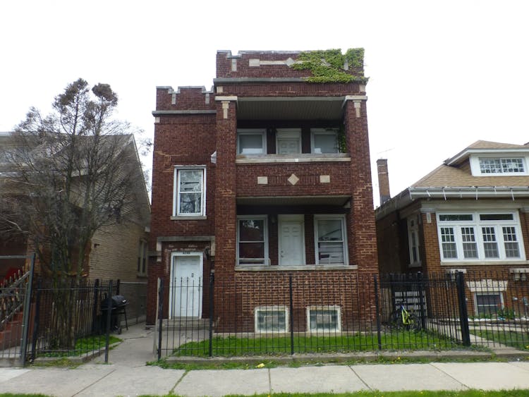 6240 S Campbell Ave Chicago, IL 60629, Cook County