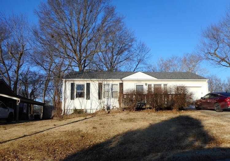 208 N Jennings Rd Independence, MO 64056, Jackson (Independence) County
